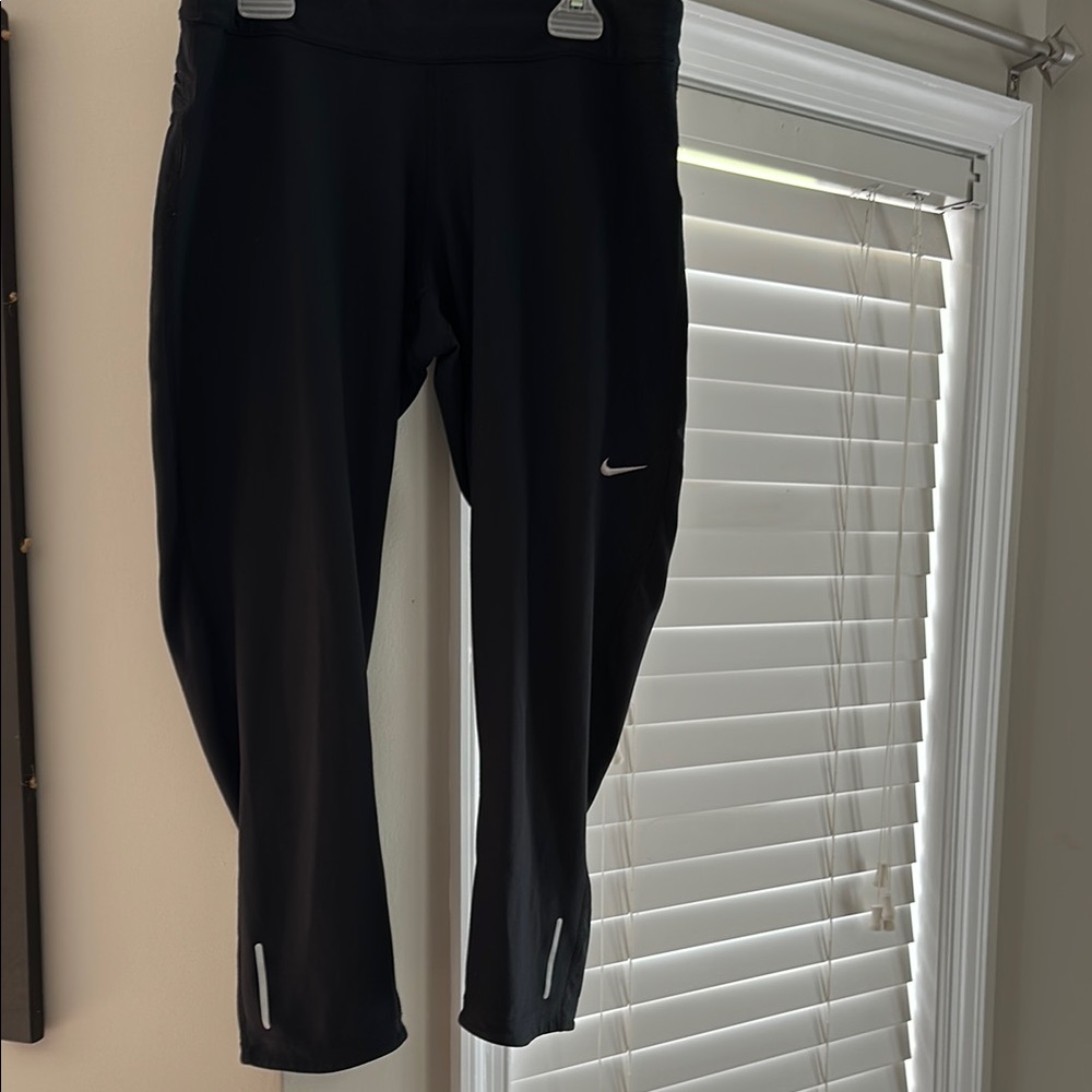 Nike Black Dri-fit athletic Capri Leggings